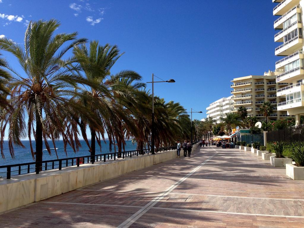 Bahia De Casares Apartment Estepona Bagian luar foto