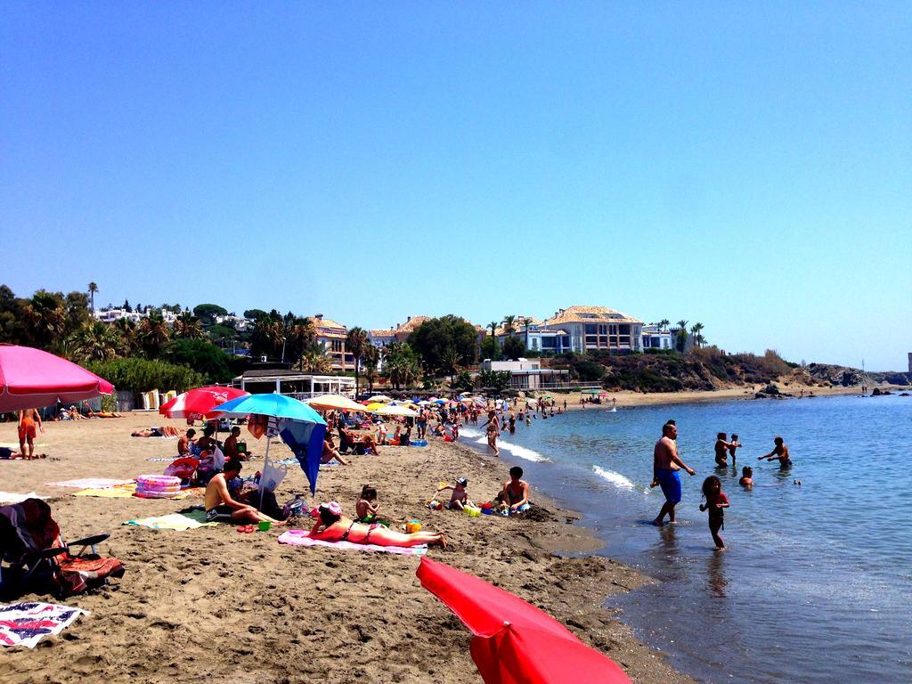 Bahia De Casares Apartment Estepona Bagian luar foto